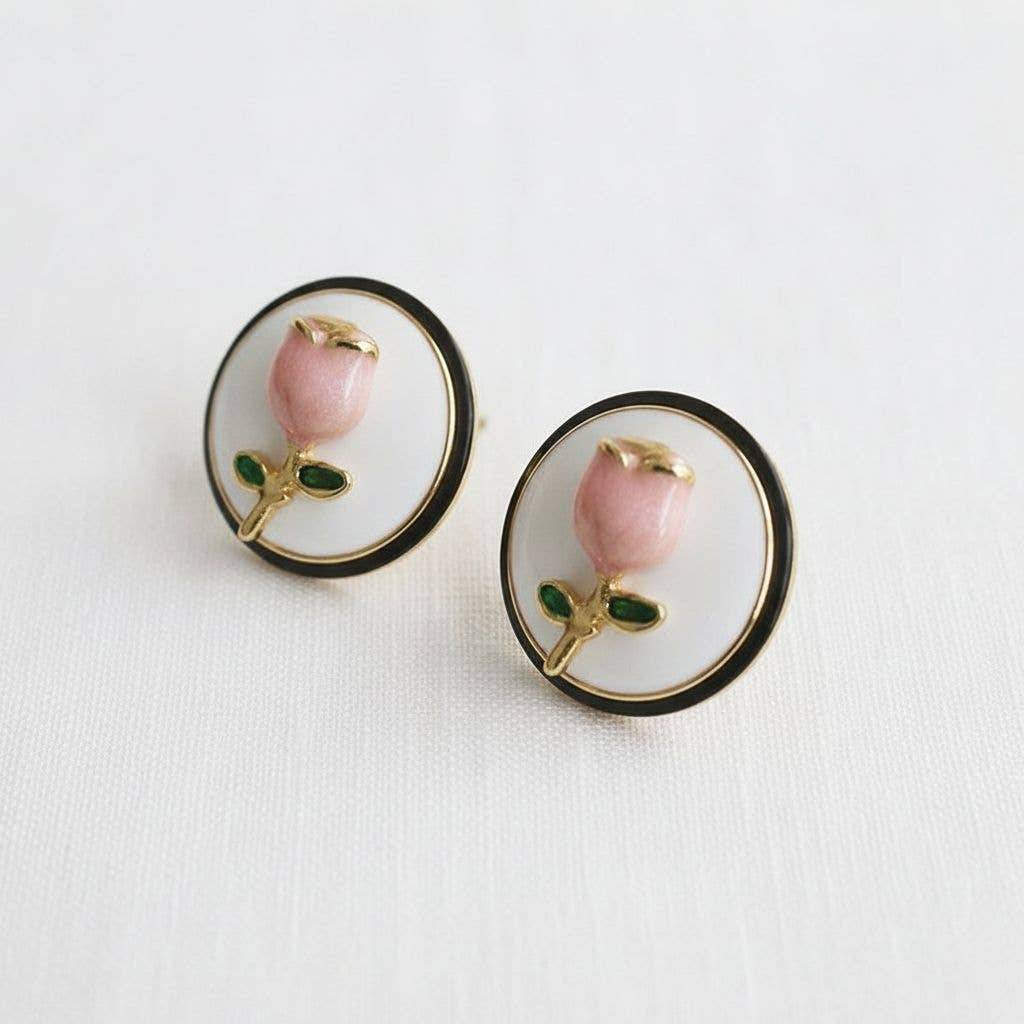 Vintage Floral Drop Earrings with Chic Design