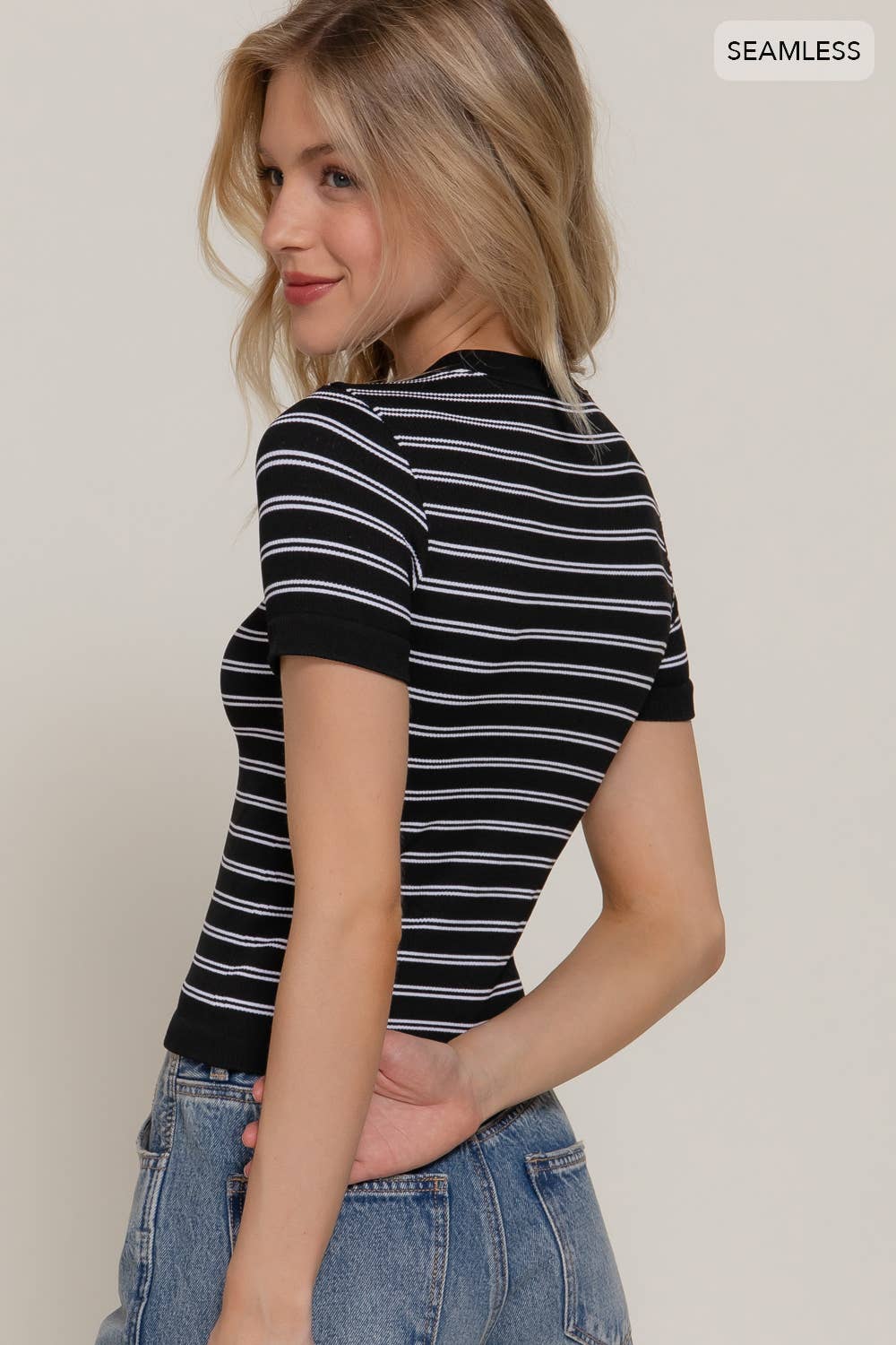 Short Sleeve Crew Neck Striped Seamless Top