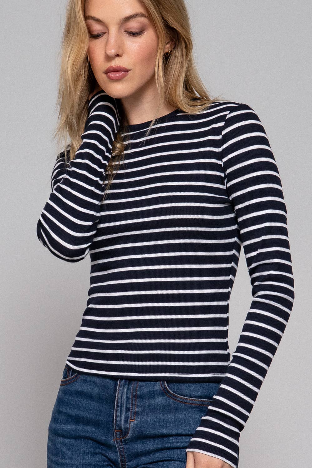 Long Sleeve Crew Neck Yarn Dyed Stripe Knit Top