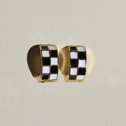 Black & White Checkered Enamel Huggies