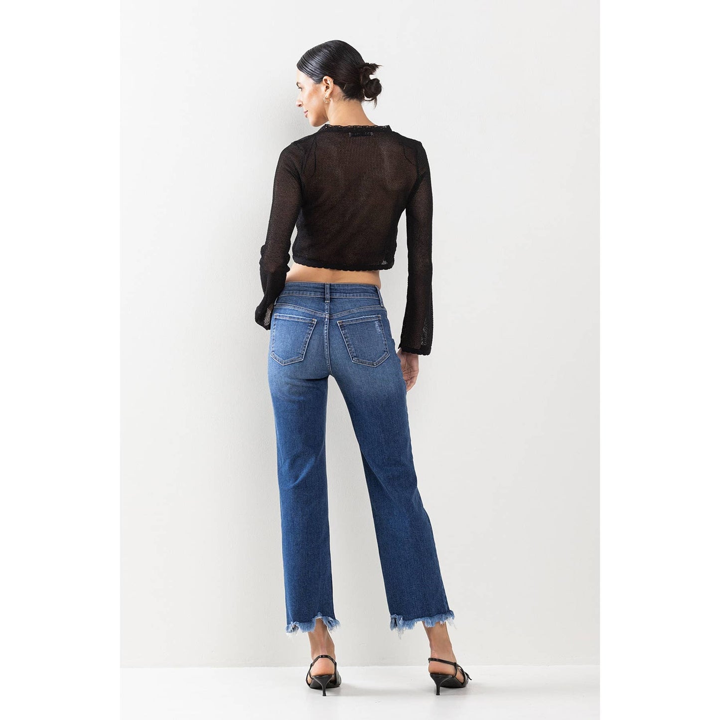 Sneakpeek Mid Rise Cropped Straight Leg Jeans with Fray Hem