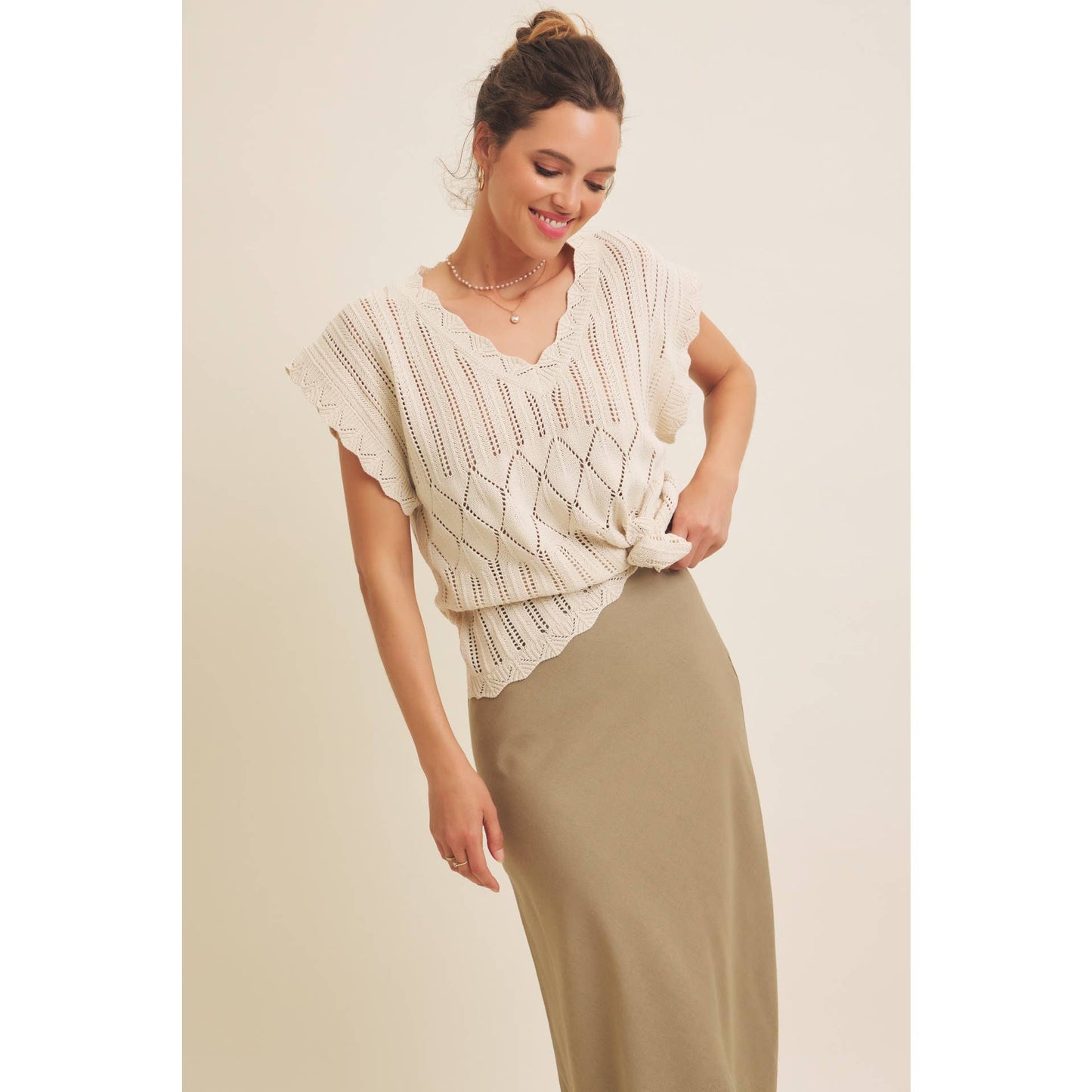 Scallop Edge V Neck Sweater Top