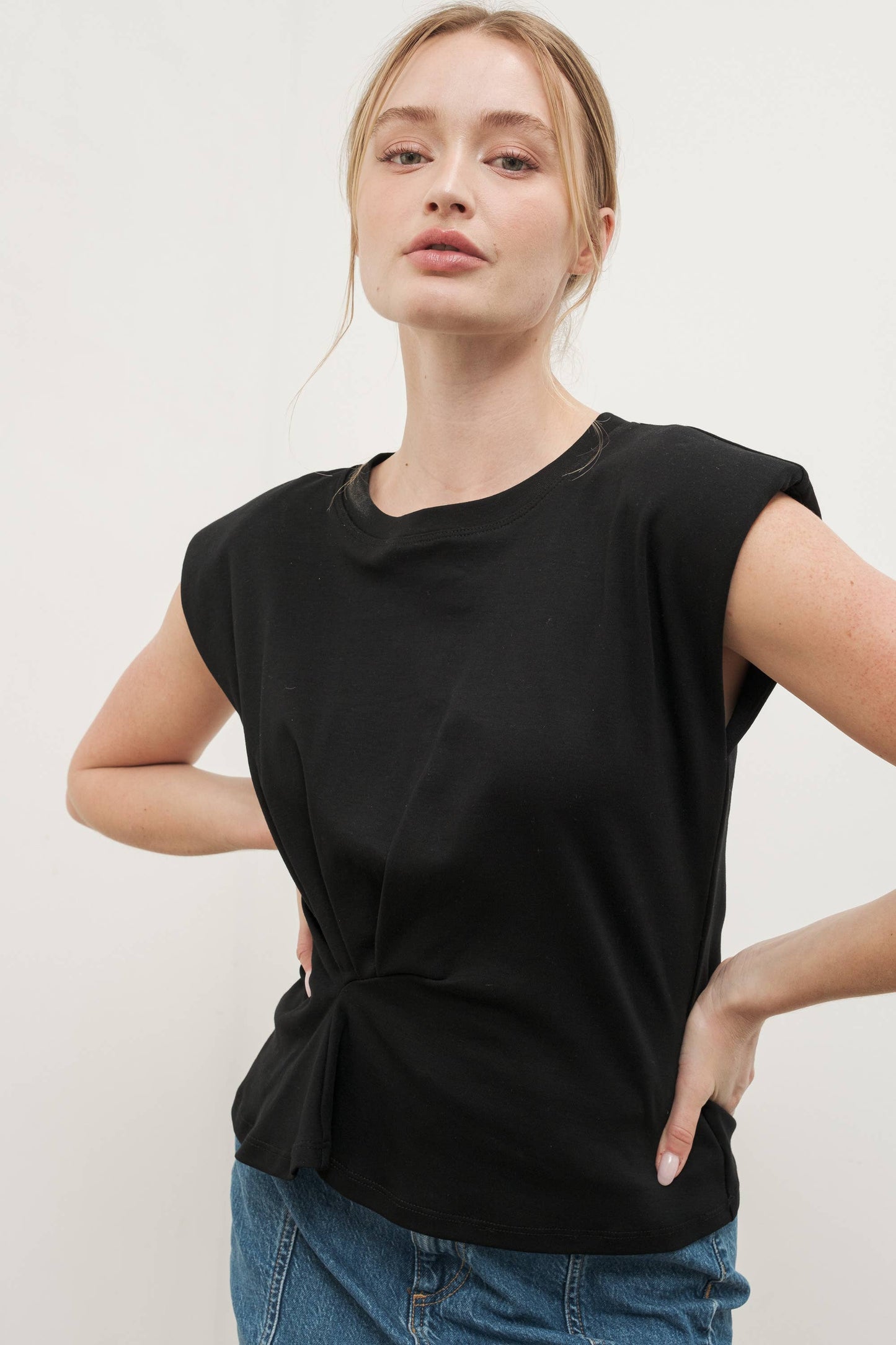 Wasit Twist Sleeveless Shirt