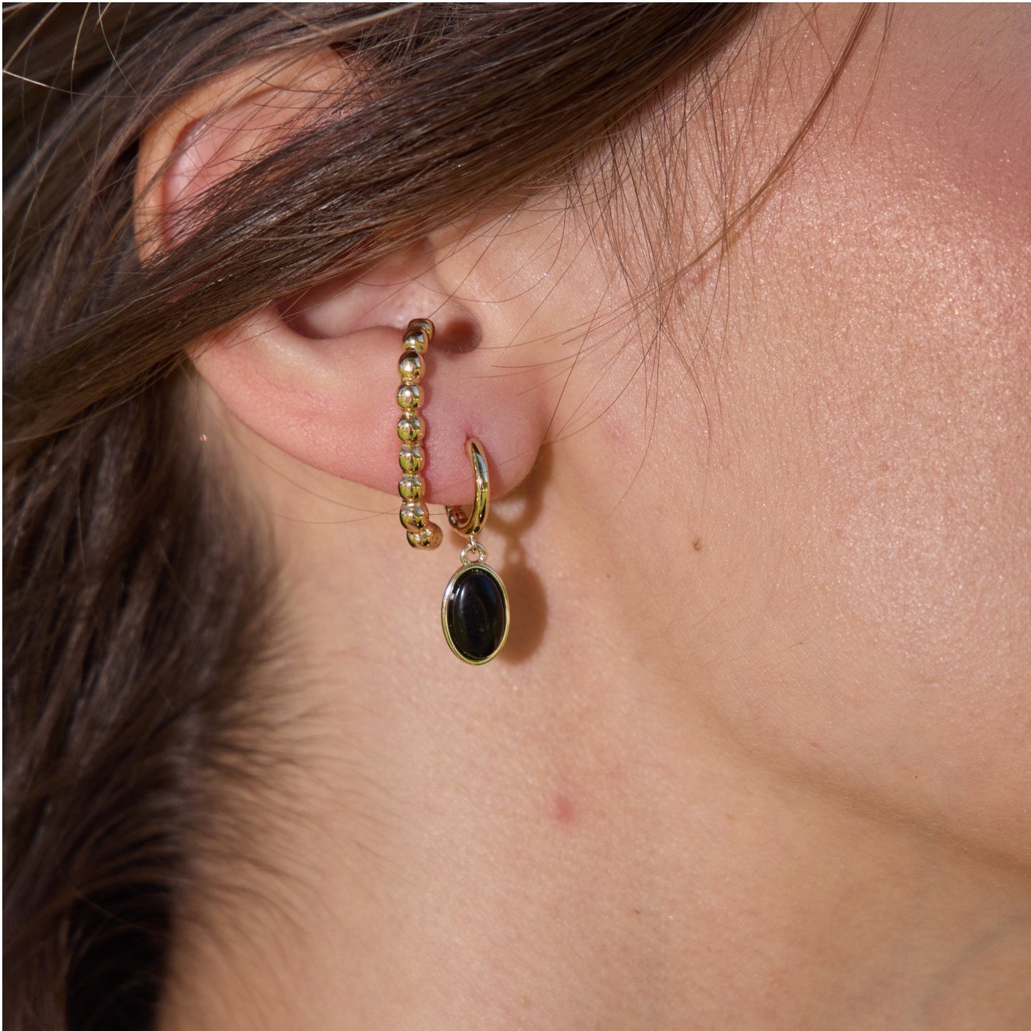 Black Oval Stone Huggies