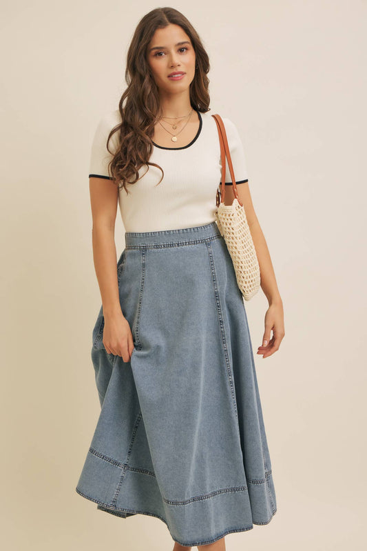 Contrast Edge Scoop Neck Sweater Top