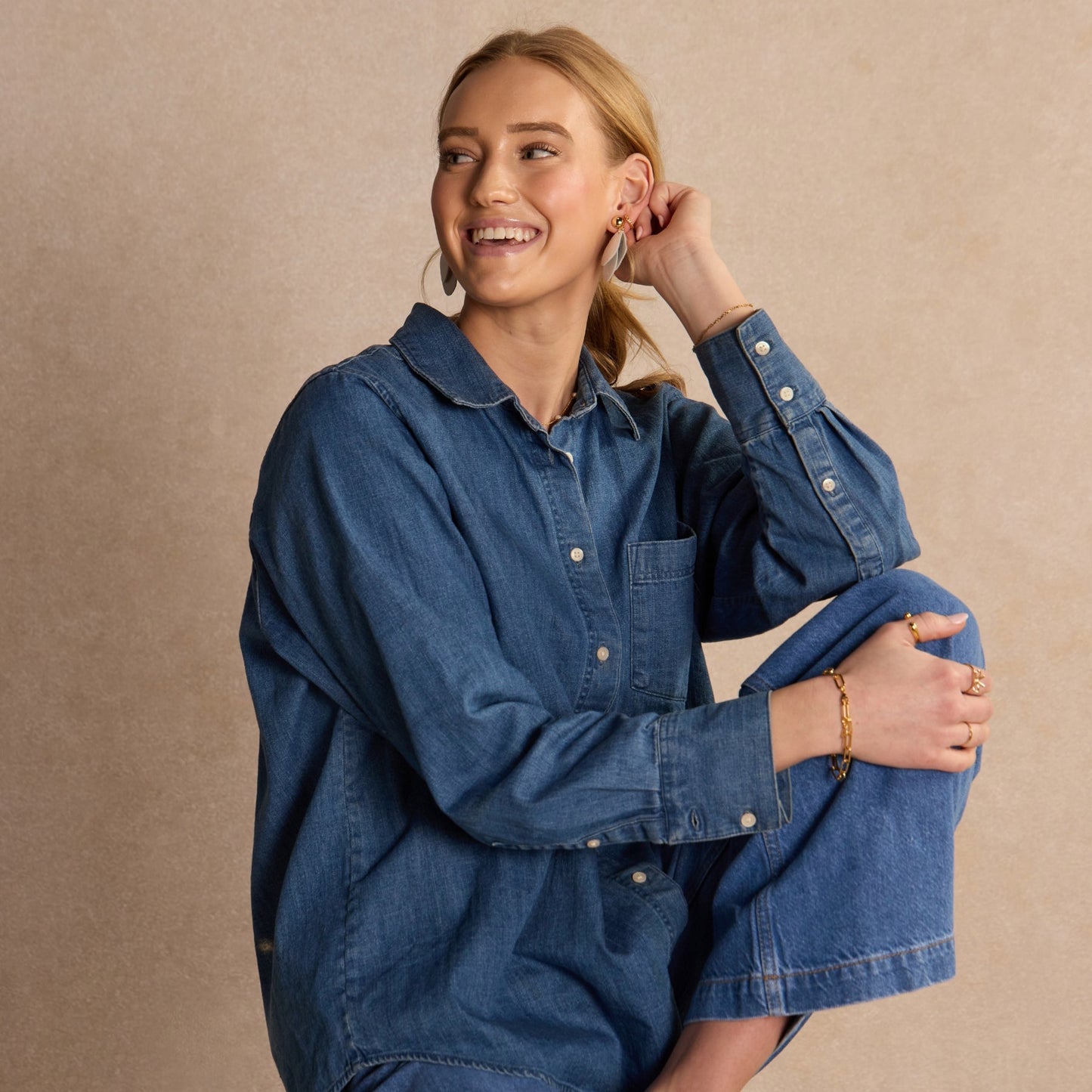 Gold Double Round-Ended Ring