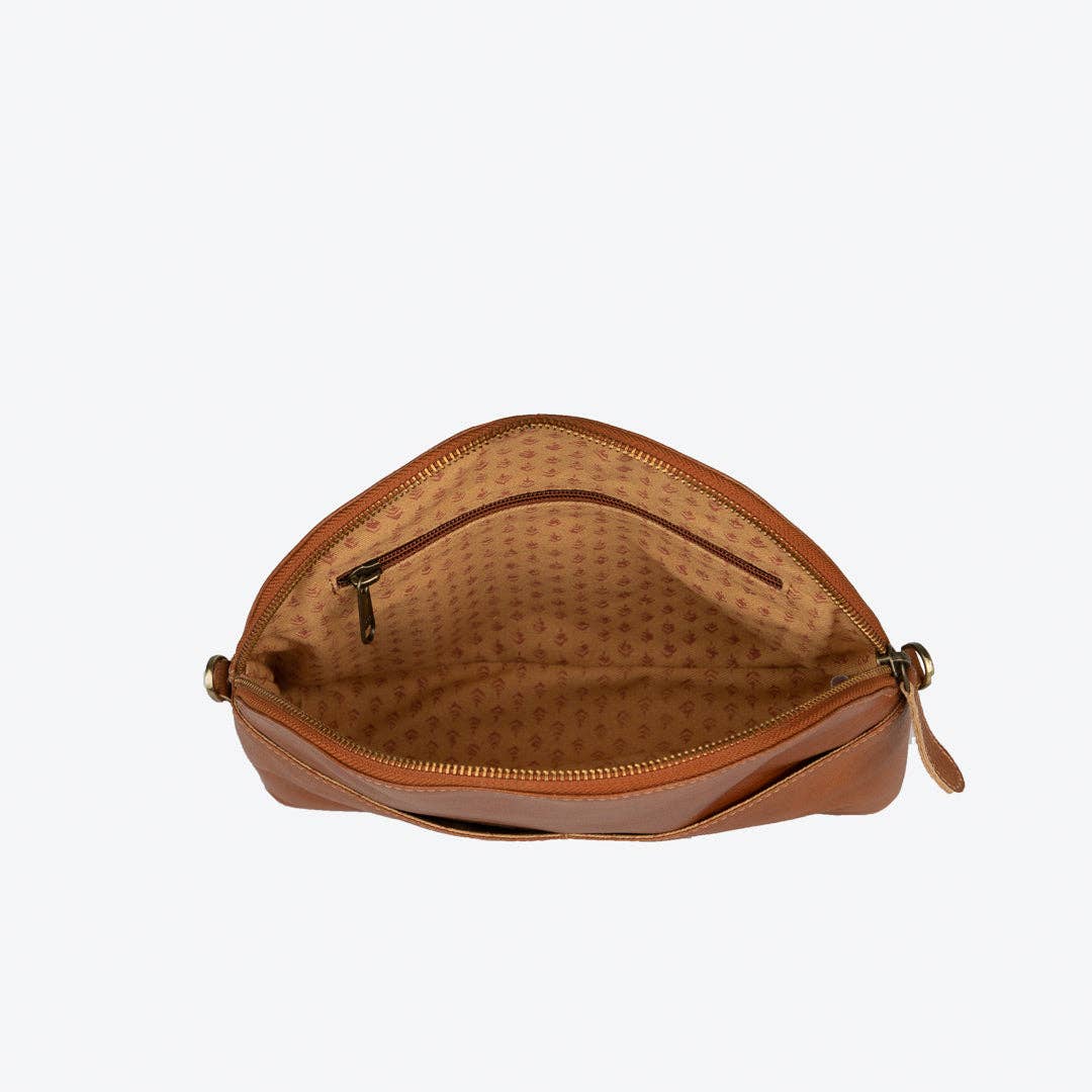 Halfmoon Crossbody - Camel