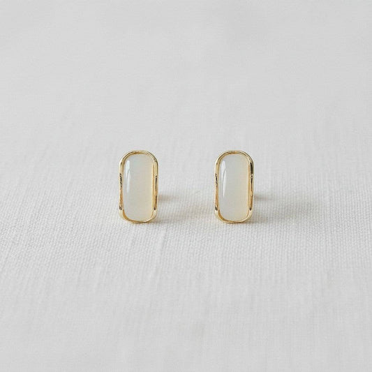 Vintage Inspired Cat Eye Stud Earrings