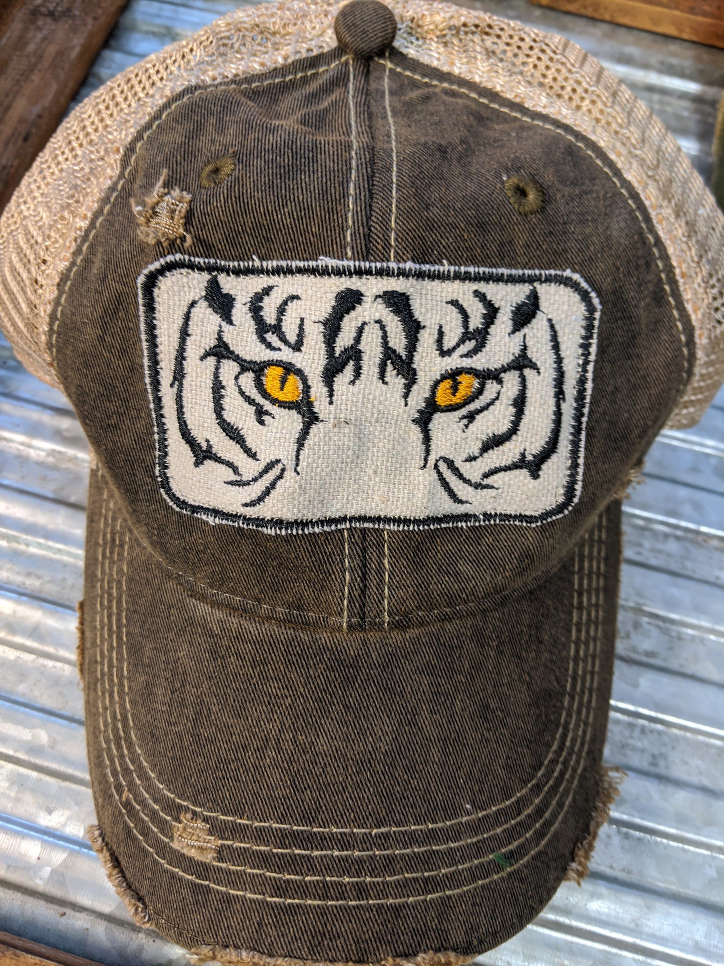 Tiger eyes Hat