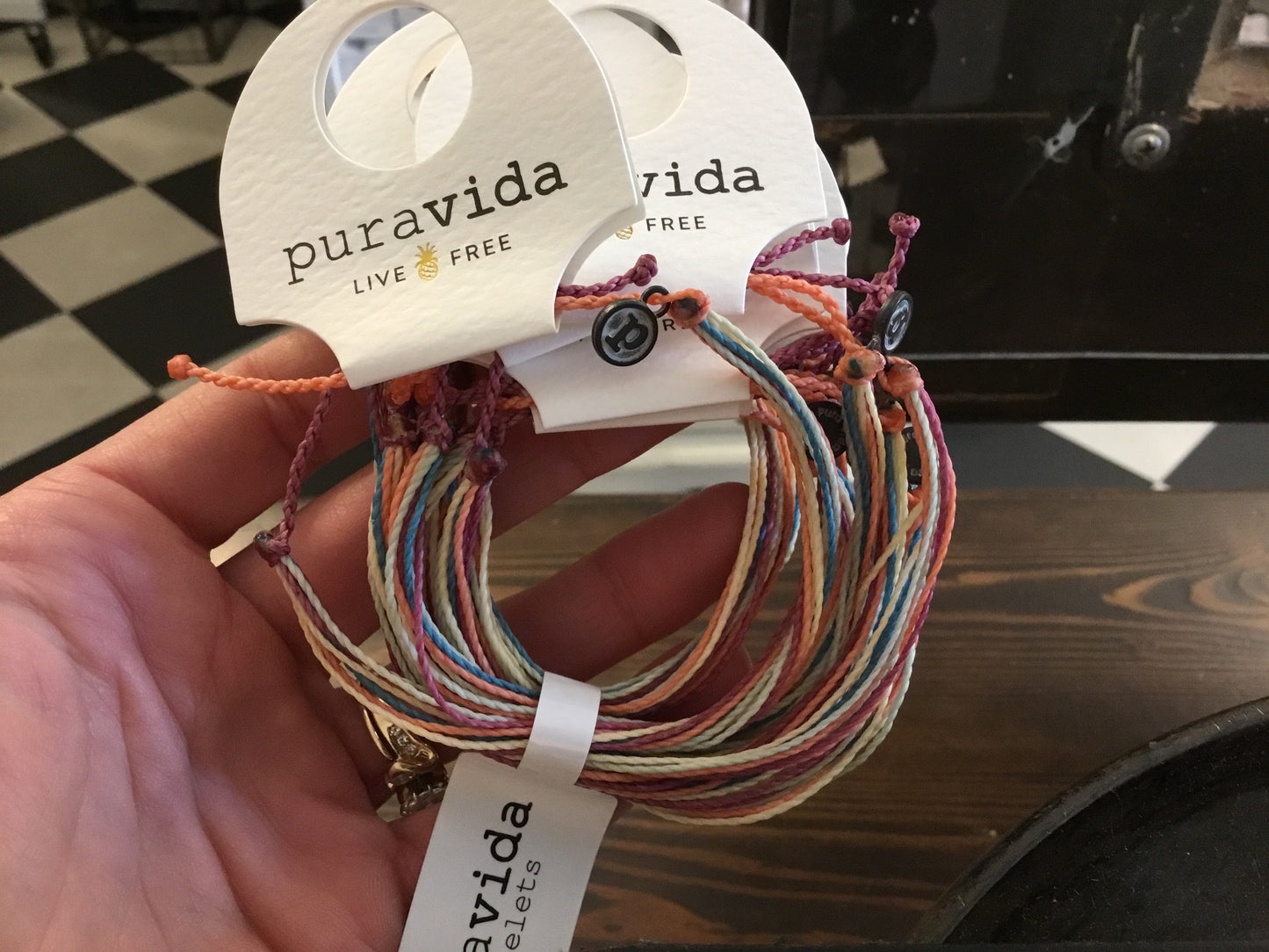 Pura Vida Basic